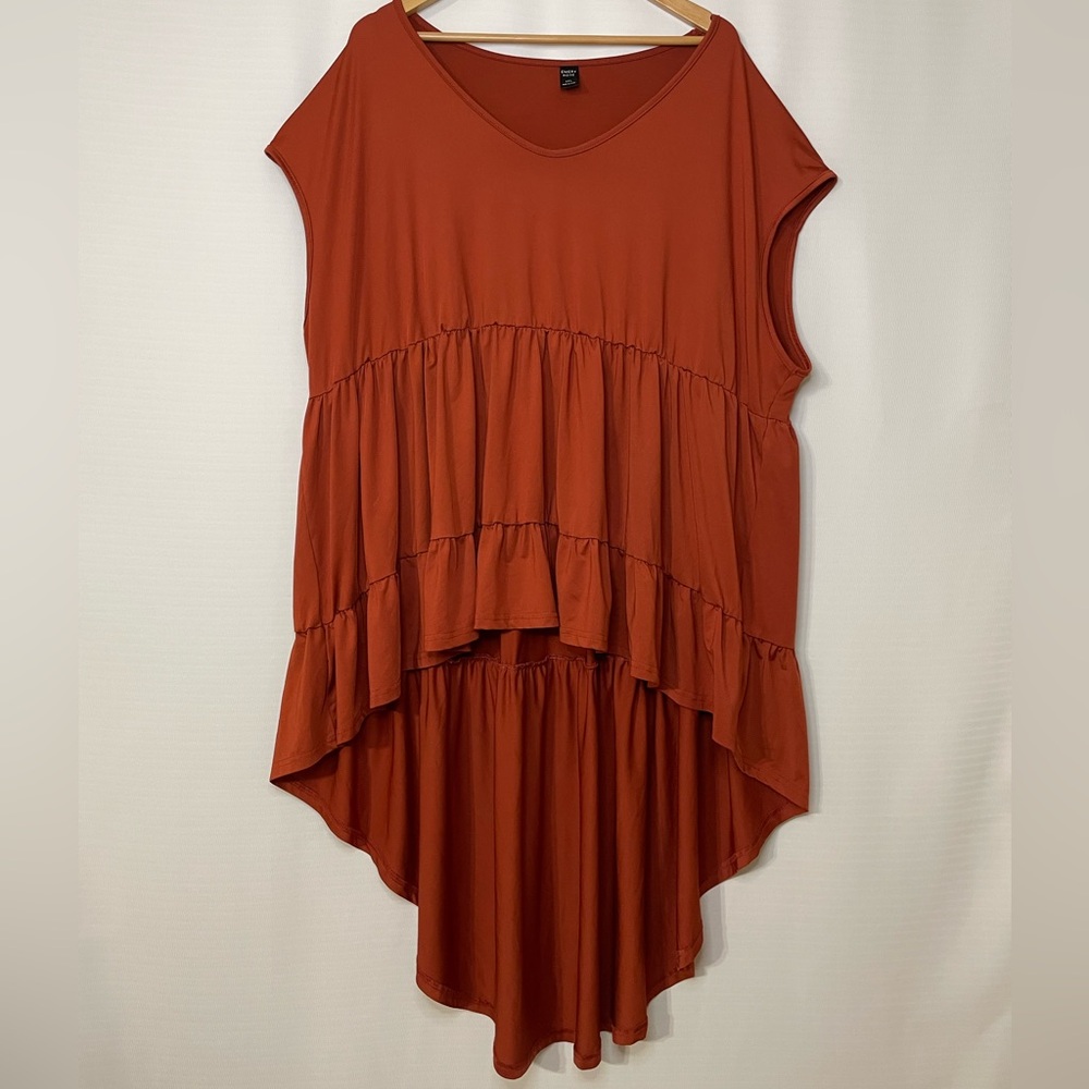 Emery Rose 4X Tiered Hi-Low Ruffle Tunic Top Rust Orange Plus Size Stretchy